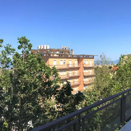 Apartment Appartamento Erika Vista Mare *